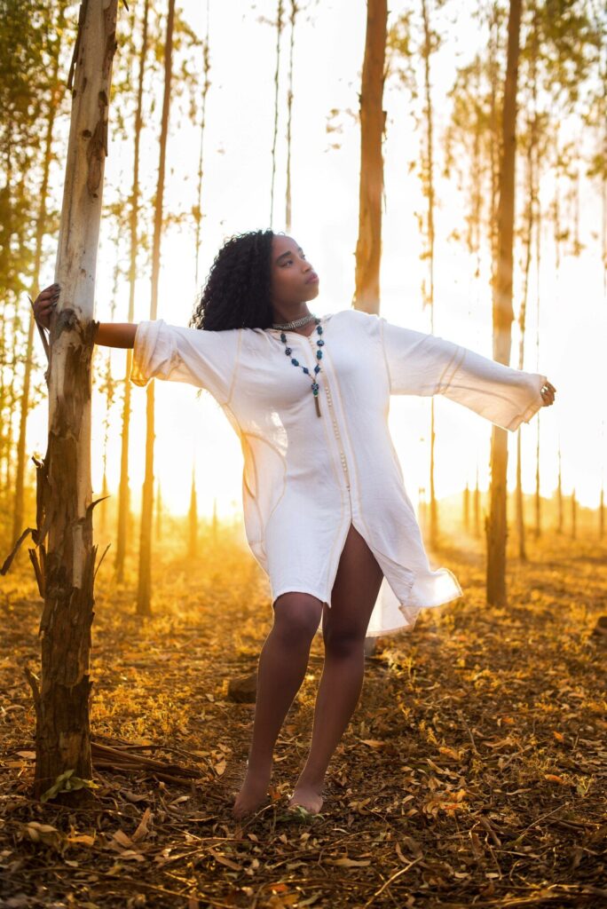 Meet Colombian Women and Discover the Exciting Side of Romance