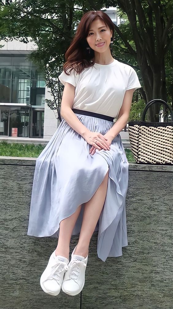 40 years old Japan woman